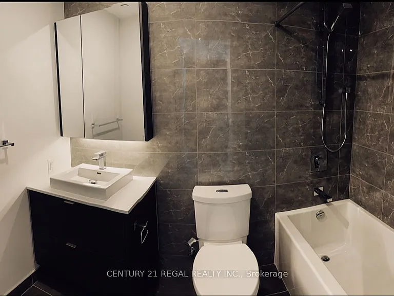 7 Smith Cres #302 — Photo 18