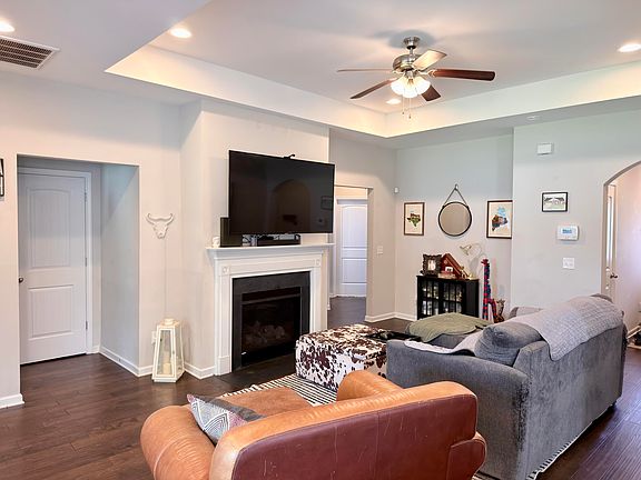 3rd image of 1296 Winyah St
