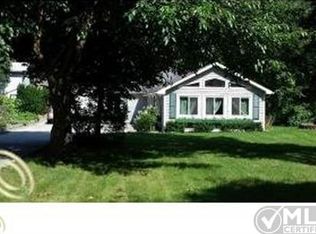 1544 Eason Rd, Waterford, MI 48328
