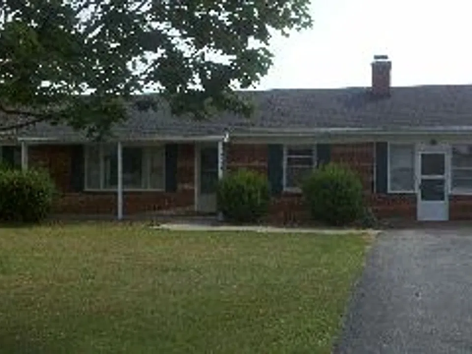 3333 Mentow Dr