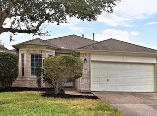 7407 Oakwood Canyon Dr, Cypress, TX 77433