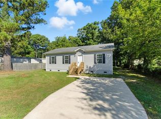 146 Wedgewood Dr, Moyock, NC 27958