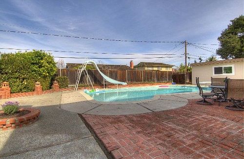 3rd image of 20663 Cheryl Dr