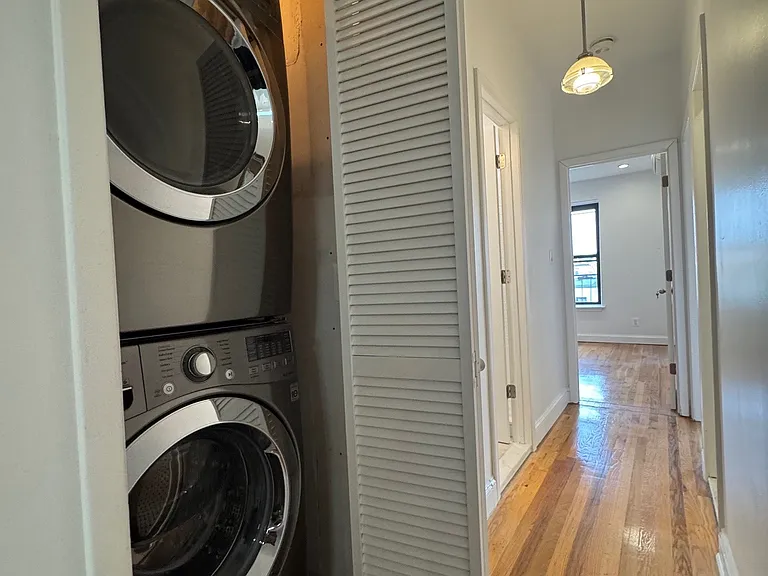 228 Monroe St #4 — Photo 14