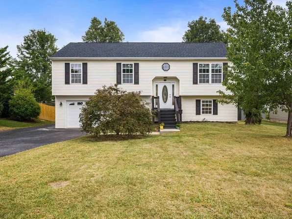 14 Carrollton Ct, Weyers Cave, VA 24486