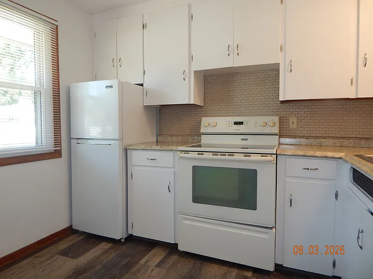 2000 Homedale Ave NW — Photo 6