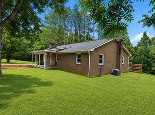 556 Leagan Dr, Blacksburg, SC 29702