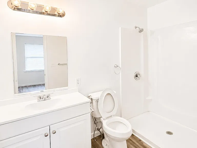 4727 Southern Pacific Dr — Photo 13
