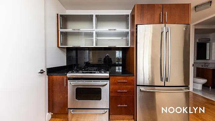 Rented by Nooklyn NYC LLC | media 18