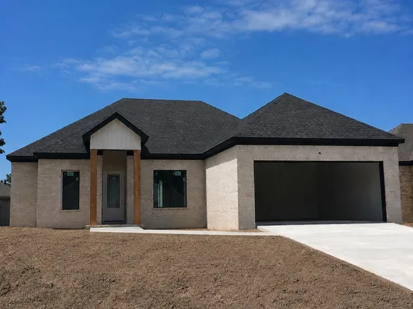 110 Sanibel Cir, Little Rock, AR 72210