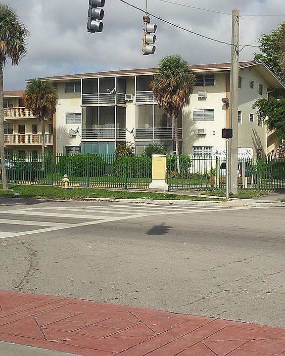 1st image of 1395 NE 167th St APT 211