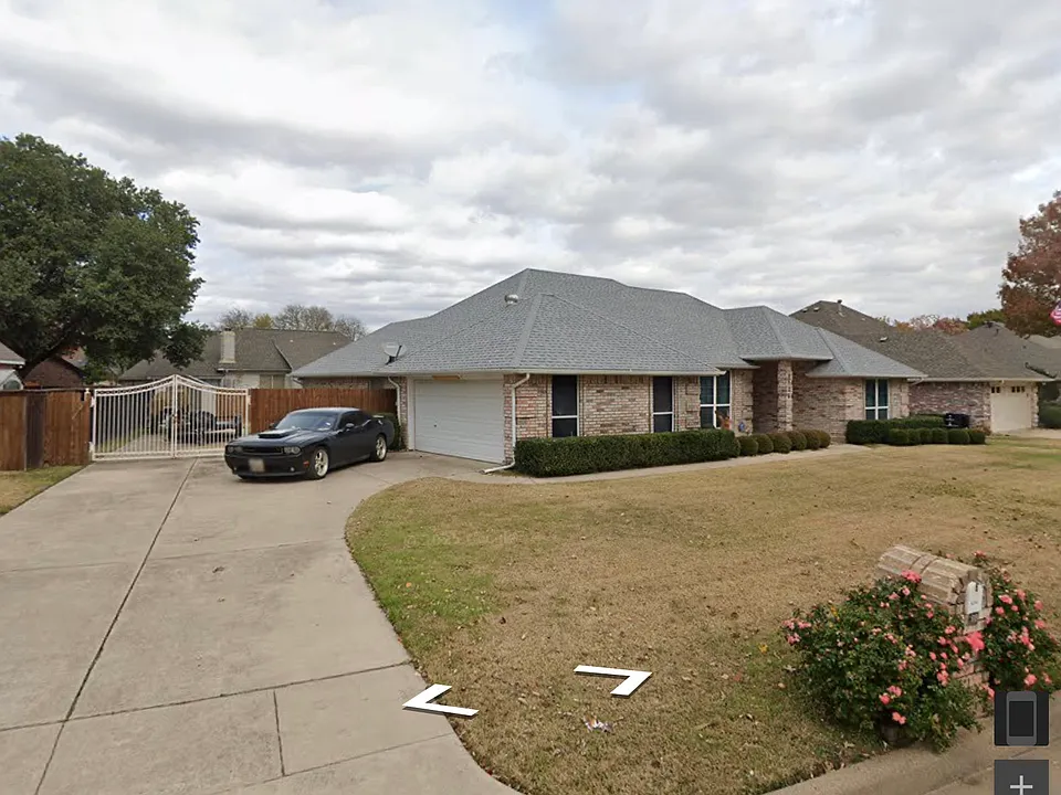 8226 Meadowside Dr