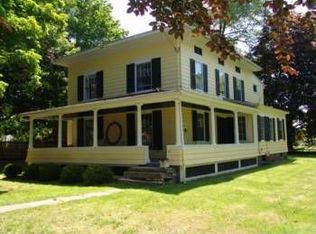 95 Boston St, Guilford, CT 06437