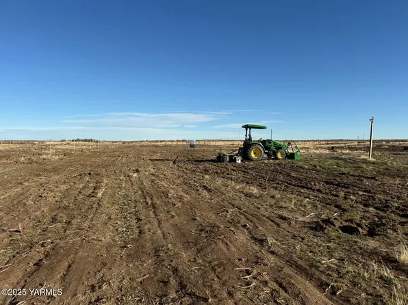 4278 Paxson Dr NE, Moses Lake, WA 98837