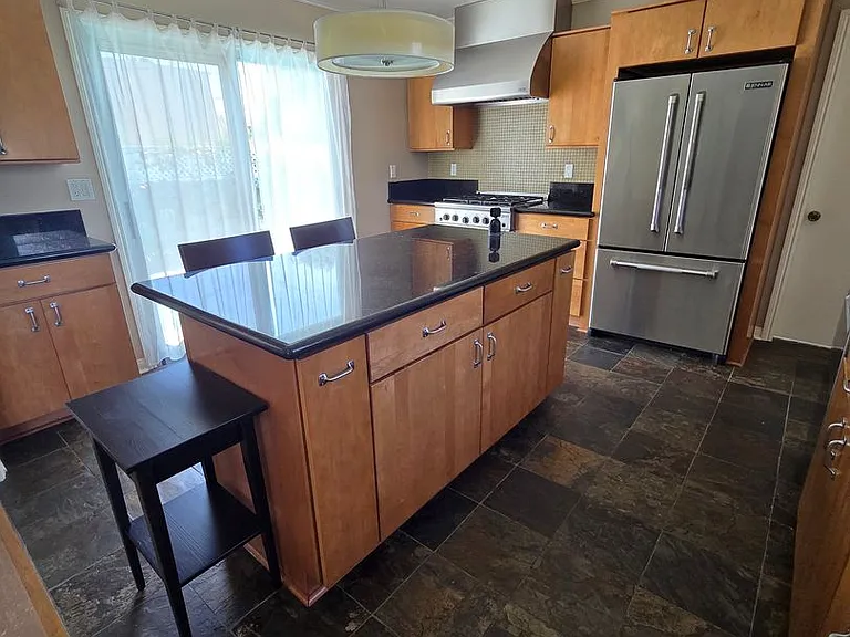 1501 Edris Dr — Photo 24