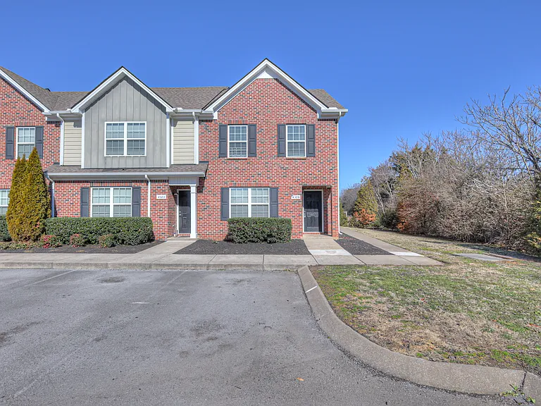 4325 Aurora Cir — Photo 4