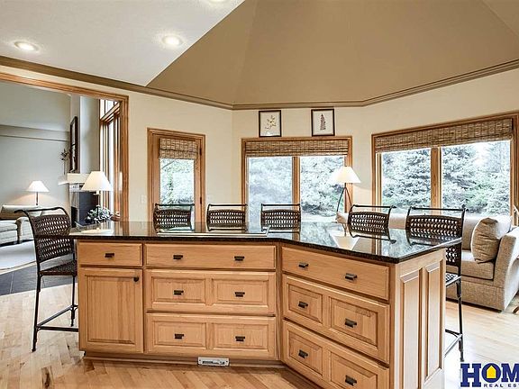 4th image of 9500 Cotswold Ln