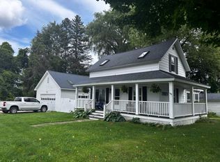 107 John St, East Jordan, MI 49727
