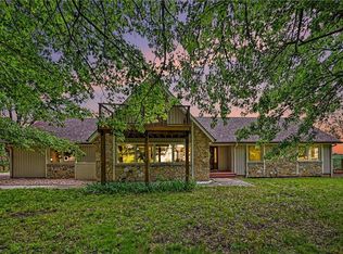9899 NW Blair Ln, Gower, MO 64454