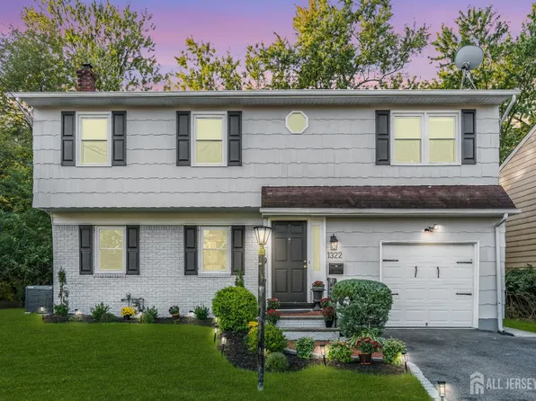 1322 Marcella Dr, Union, NJ 07083