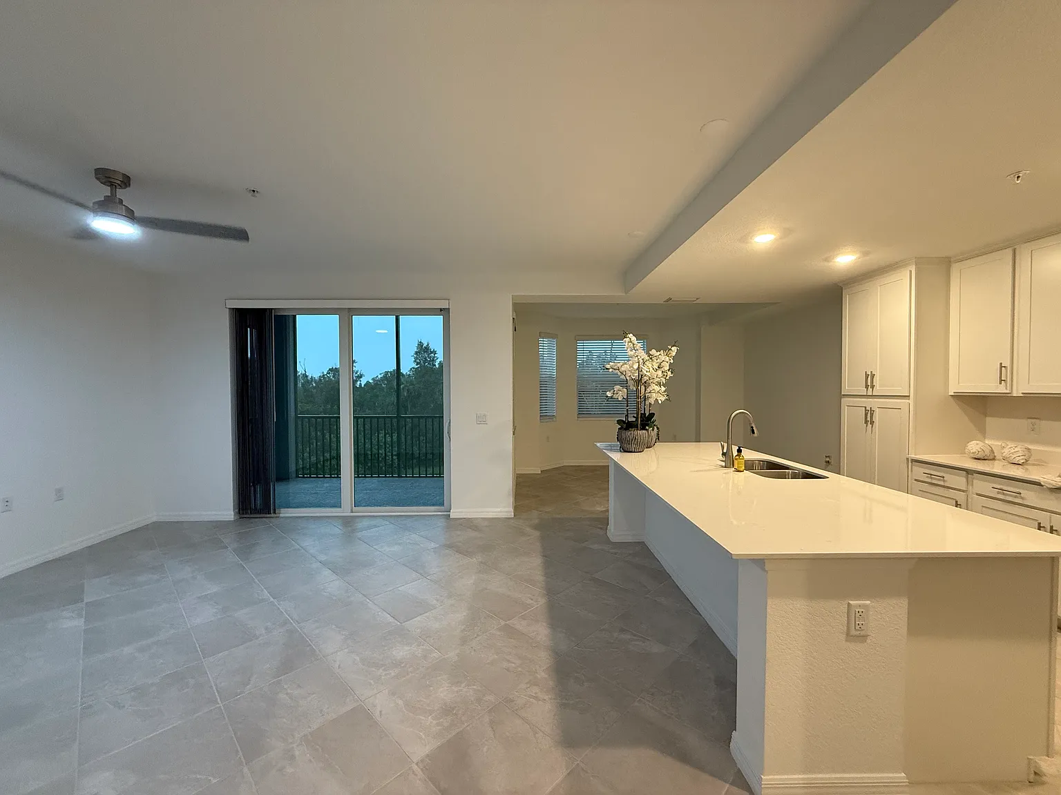 2 bed, 1154 sqft, $1,695 — Photo 3