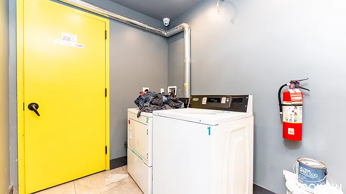 Rented by Nooklyn NYC LLC | media 16
