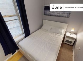 2611 W Armitage Ave #1R-A, Chicago, IL 60647