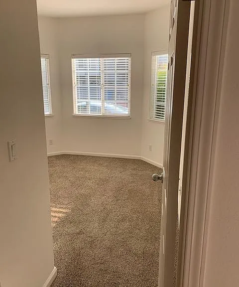 420 Hickory Cir — Photo 12