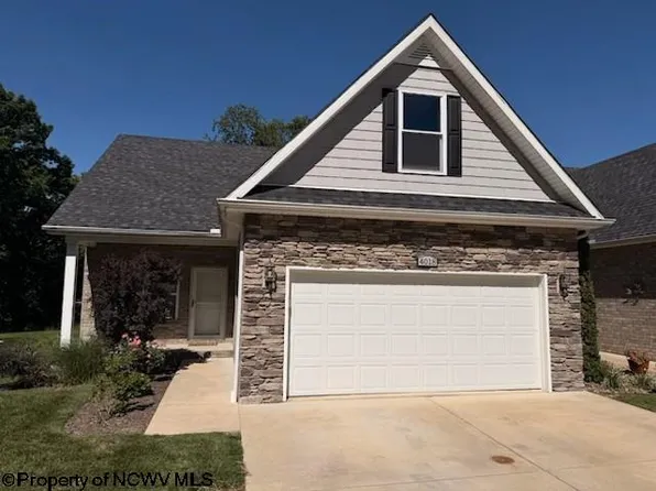 4018 Yellow Birch Ln, Morgantown, WV 26505