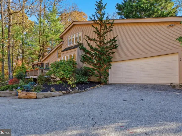 2 Riderwood Sta, Towson, MD 21204