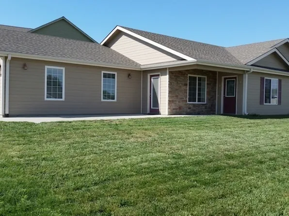 1001 Cassidy Dr, Manhattan, KS 66502