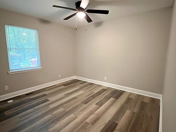 4th image of 109 Wilson Ct