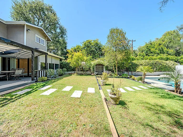 4330 Bel Aire Dr — Photo 44