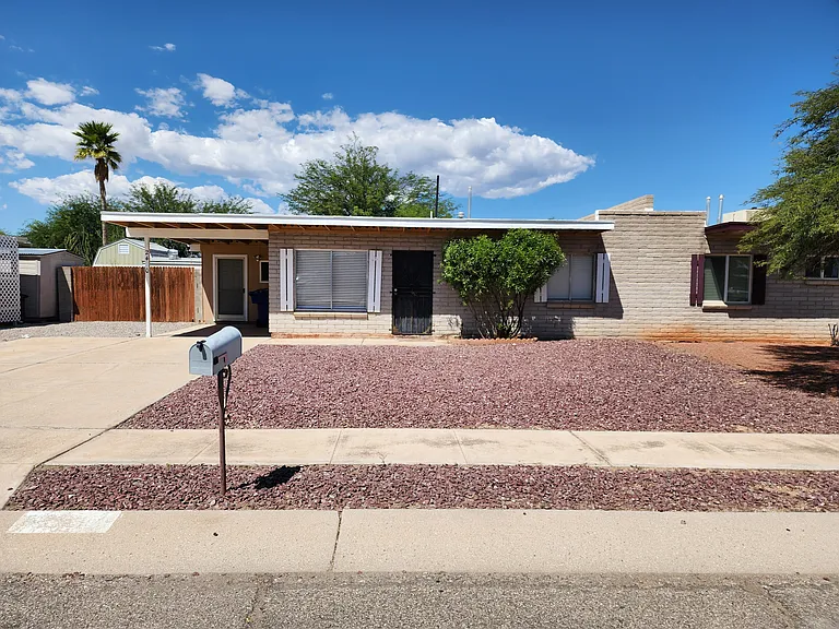 2410 S Rose Peak Dr — Photo 4