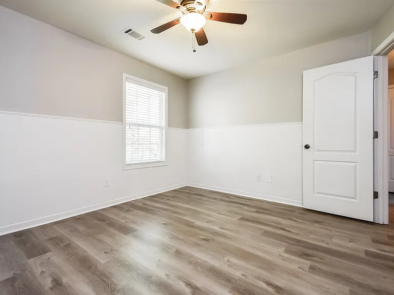 6933 Grand Hickory Dr — Photo 14
