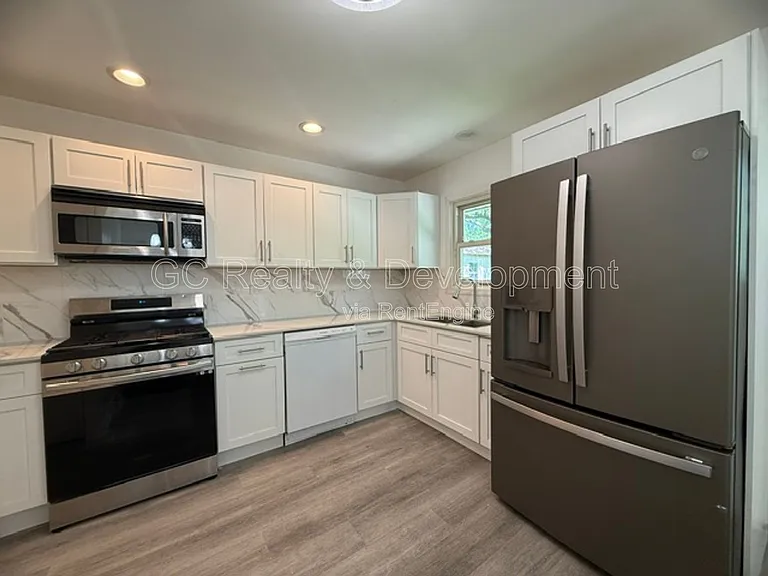 14949 Highland Ave — Photo 7
