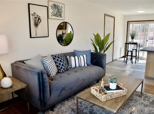 6251 S Ash Cir W, Centennial, CO 80121