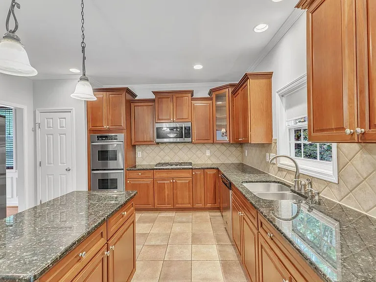 9301 Perini Ct — Photo 43