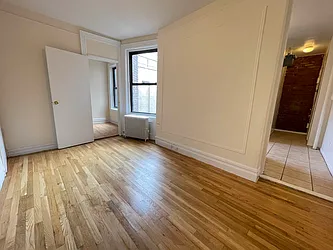 Rented by Best Apartments North Inc