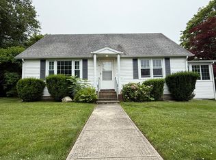 10 Irvings Path, Narragansett, RI 02882