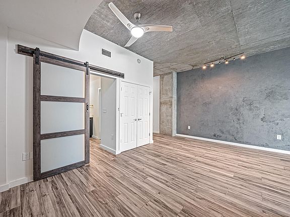 5th image of 5925 Almeda Rd Unit 11406