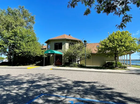 105 Boat Club Dr, Cheboygan, MI 49721