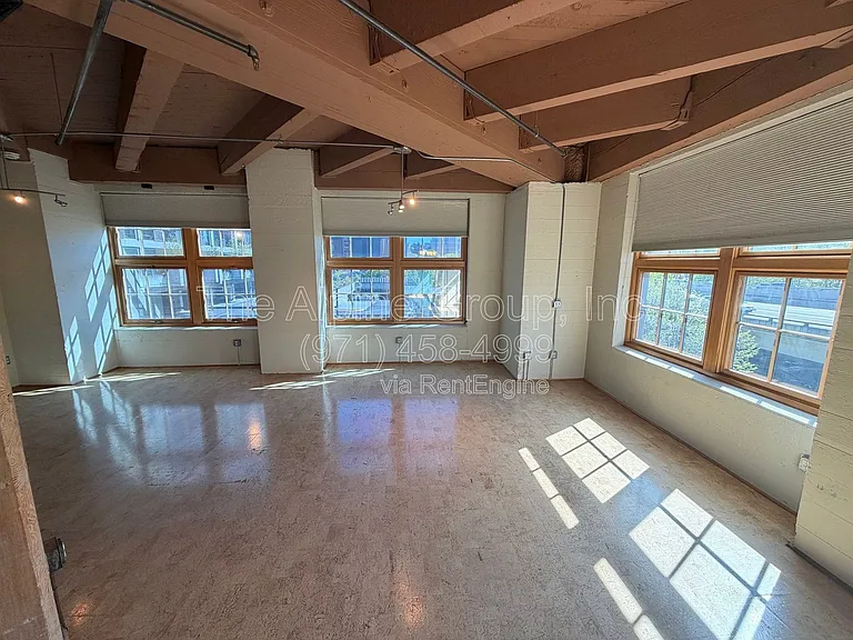 1420 NW Lovejoy St #414 — Photo 7