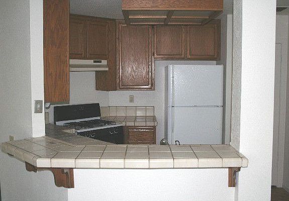 3rd image of 630 Mockingbird Ln