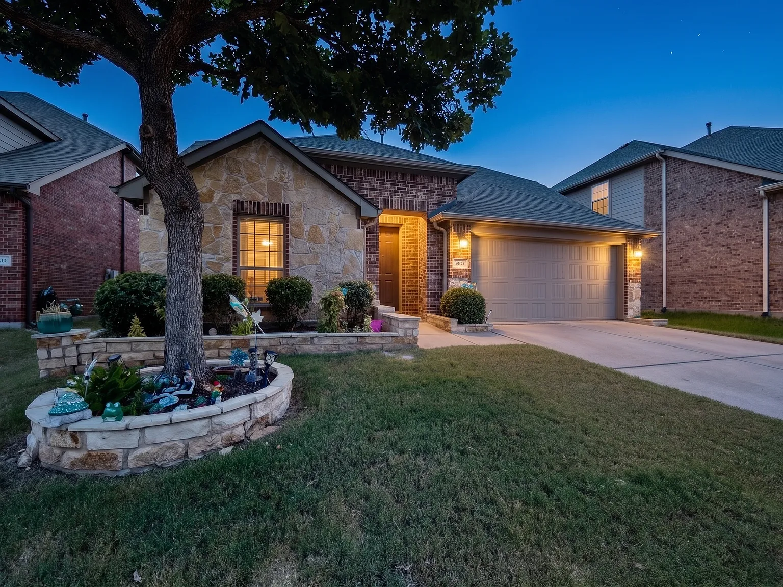 4 bed, 2033 sqft, $2,500 — Photo 3