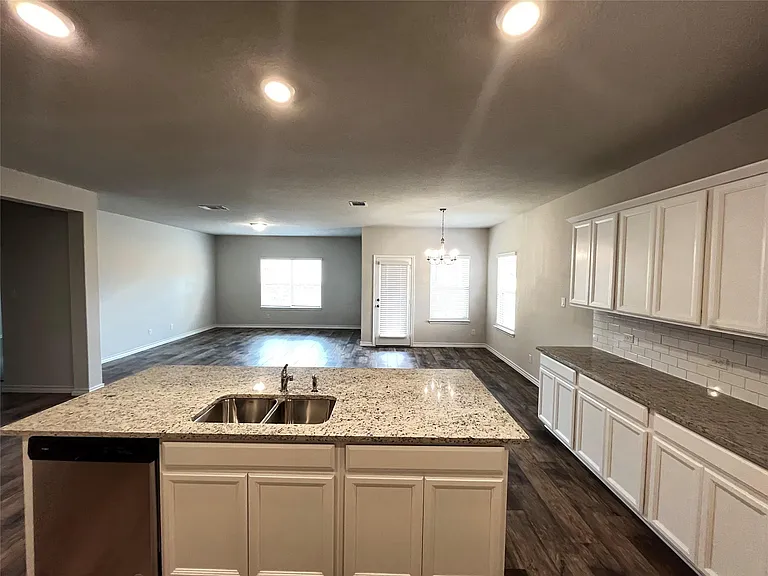 445 Blue Stem Rd — Photo 6