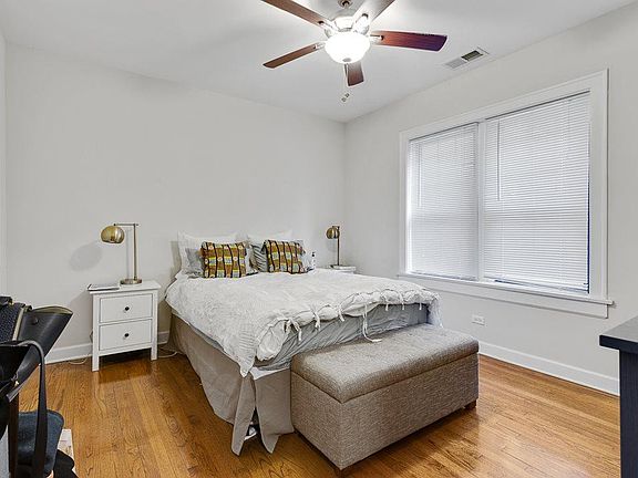 4th image of 1821 W Leland Ave #3S