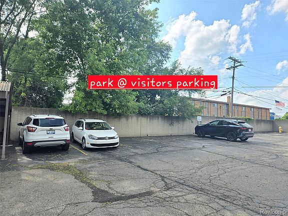 2nd image of 5251 Highland Rd Unit 214