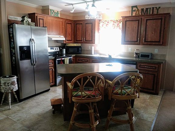 4th image of 3721 Spinnaker Dr