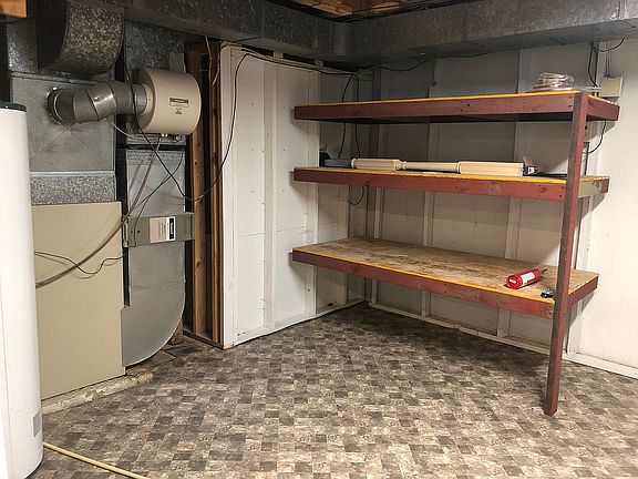 5th image of 906 Campbell Dr